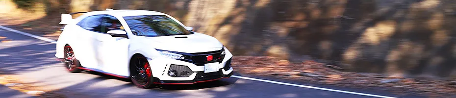 Driving scene of Honda Civic Type R