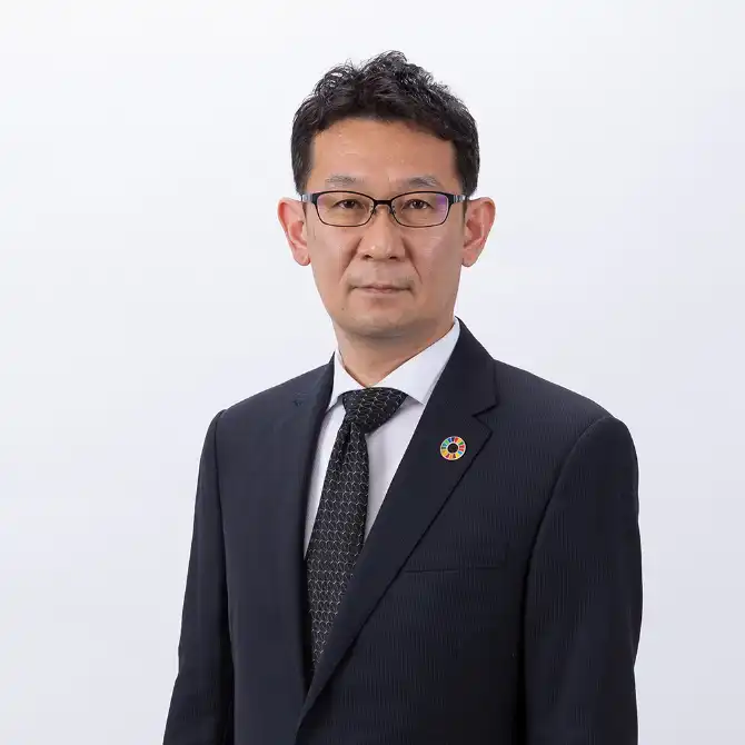 Photograph of DIRECTOR, MANAGING OFFICER
										Takahiro Kobori