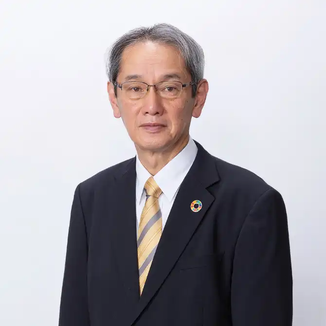 Photograph of DIRECTOR
										Takeshi Ogita