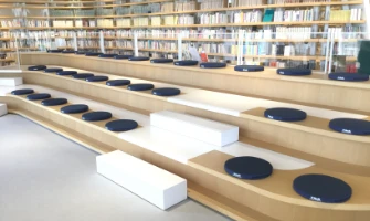 Donation of original cushions to libraries in Japan
